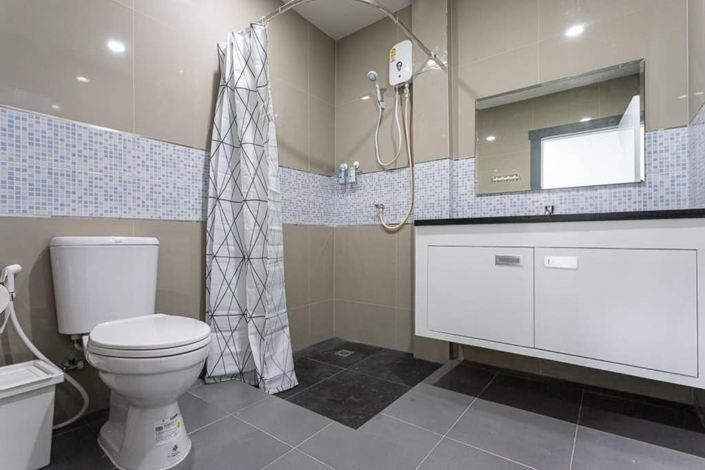 P1 Silom Pan Large Room Full Kitchen Wifi 4-6Pax Banguecoque Exterior foto